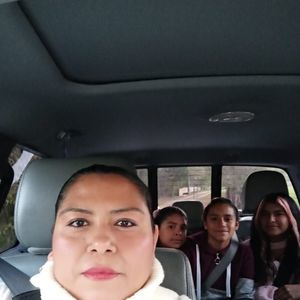 Meet your Posher, Magy hernanadez